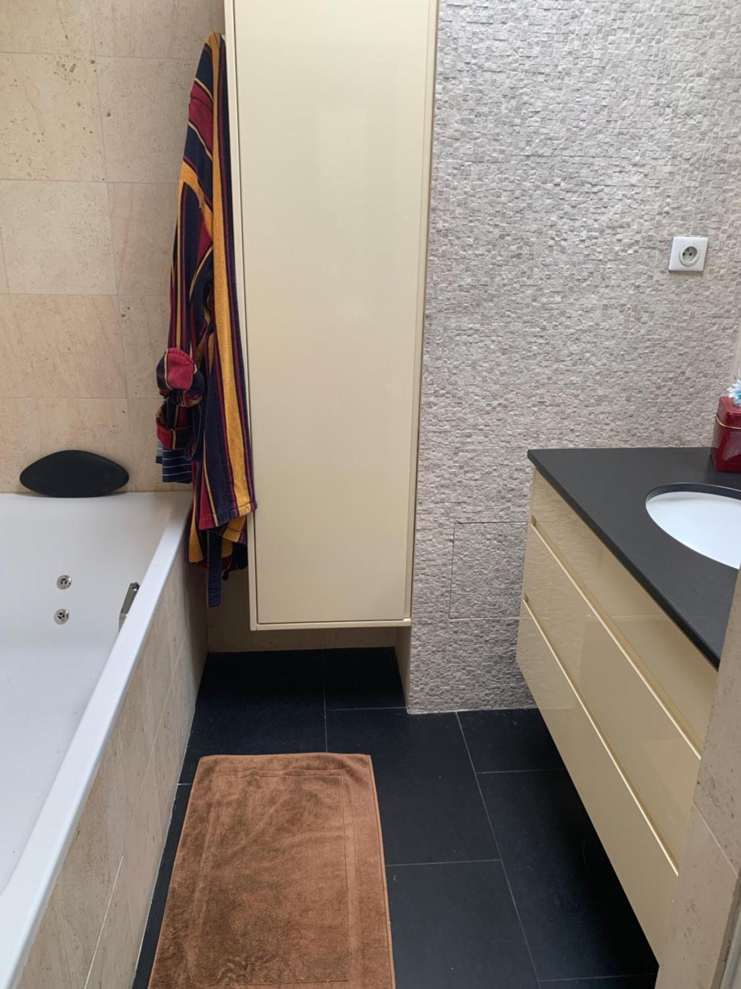 Chambres A Loyers Dans Un Penthause Бур-ла-Рен Экстерьер фото